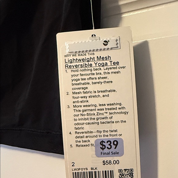 lululemon lightweight mesh reversible Yoga tank - Picture 2 of 8
